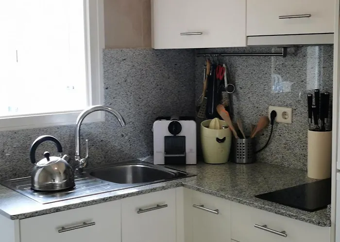 En Primera Linea De Mar En Platja D'aro, Tranquilo Y Soleado, Con Terraza Y Parking - Es-209-23