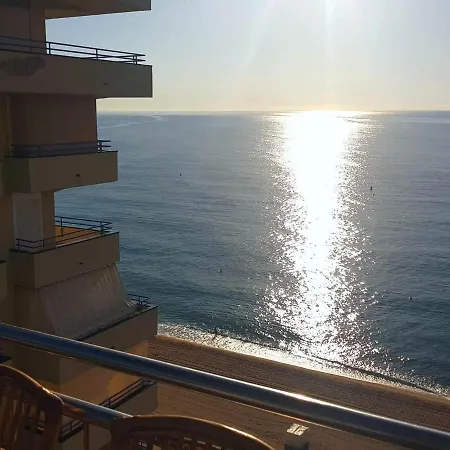 Apartamento En Primera Línea De Mar En Platja D'aro, Tranquilo Y Soleado, Con Terraza Y Parking - Es-209-23