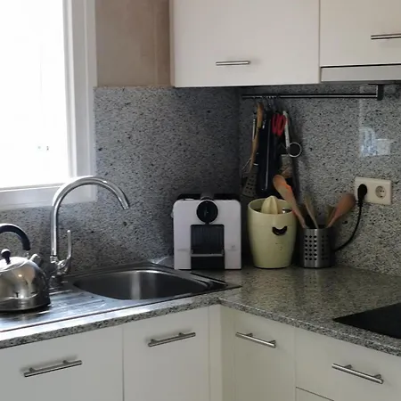 Apartamento En Primera Linea De Mar En Platja D'Aro, Tranquilo Y Soleado, Con Terraza Y Parking - Es-209-23